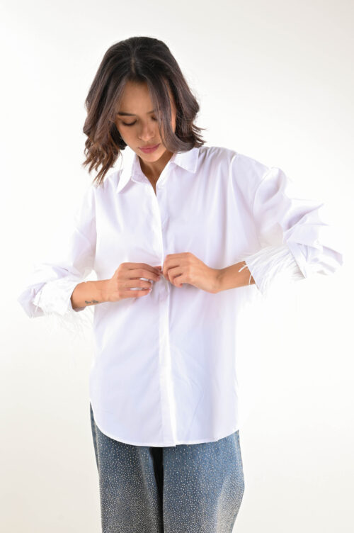 Alternative view of CAMICIA CON PIUME