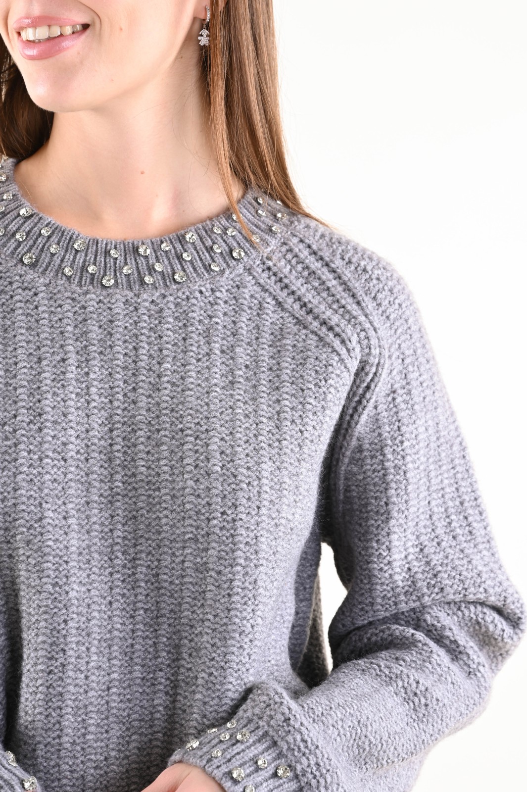 MAGLIA CON APPLICAZIONI DI STRASS - Imagen 5