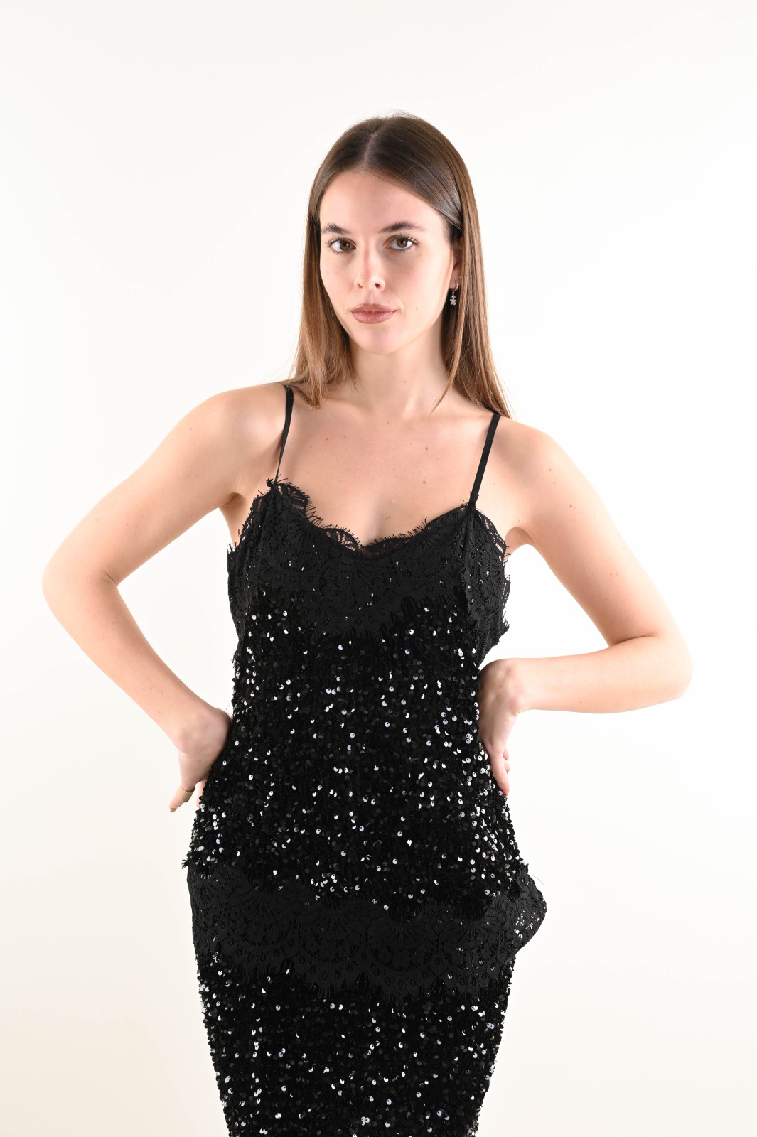 PN0055-90_NERO TOP IN PAILLETTES CON DETTAGLIO IN PIZZO - Nero, TU