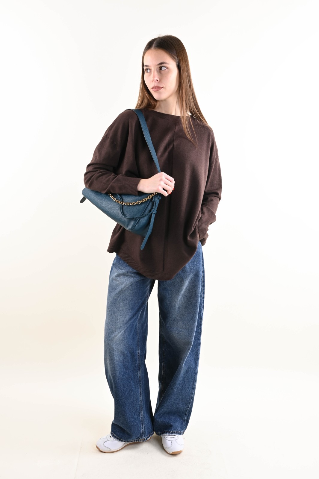 MAGLIA OVER CON CUCITURA CENTRALE - immagine 2