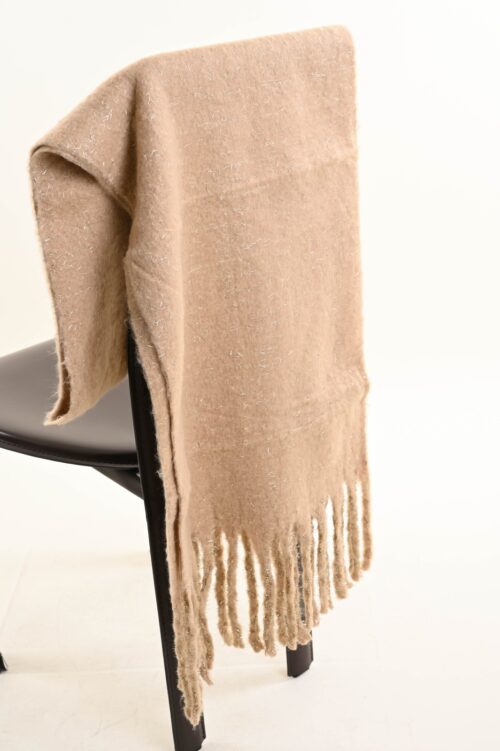 SCIARPA MORBIDA CON FRANGE E FILATI LUREX