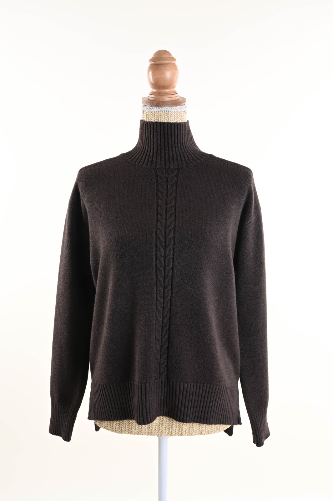 DSC_6502 MAGLIA CON COLLO ALTO E TRECCIA CENTRALE - Moor, TU