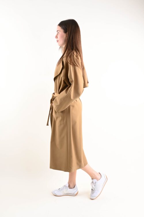 Alternative view of TRENCH CON CINTURA