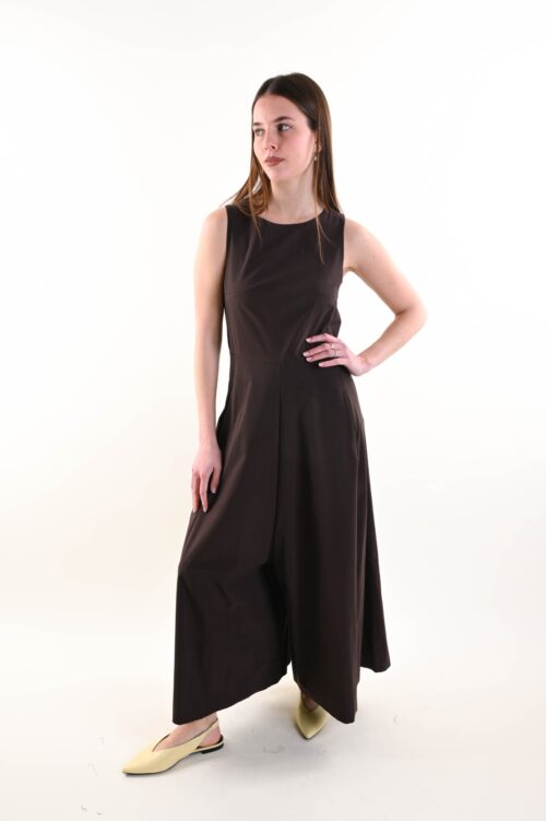 TUTA AMPIA SENZA MANICHE