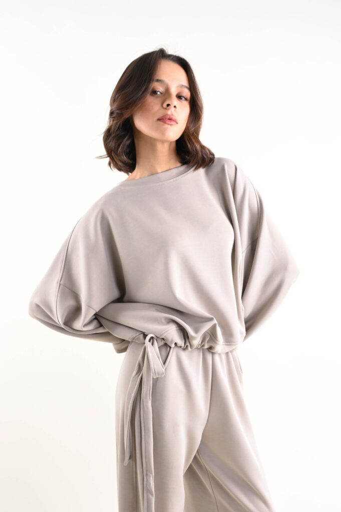 FELPA CON ELASTICO SUL FONDO E FIOCCO SPORT 