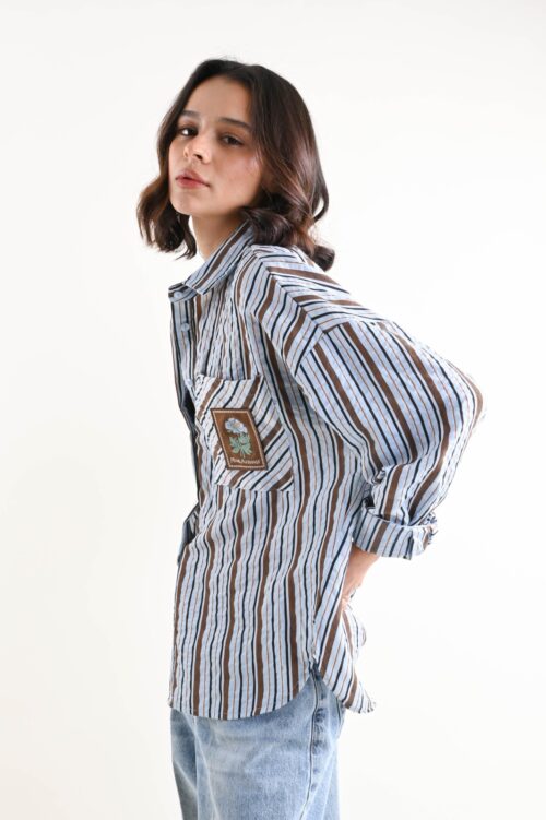CAMICIA A RIGHE CON TASCHINO DECORATIVO