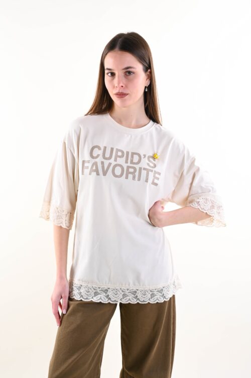 T-SHIRT CON INSERTI IN PIZZO "CUPID'S FAVORITE"