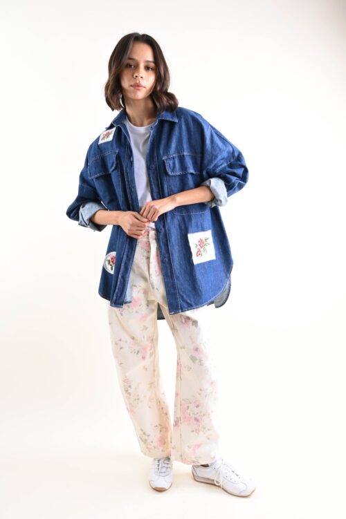 GIACCA DENIM CON PATCH DECORATIVE