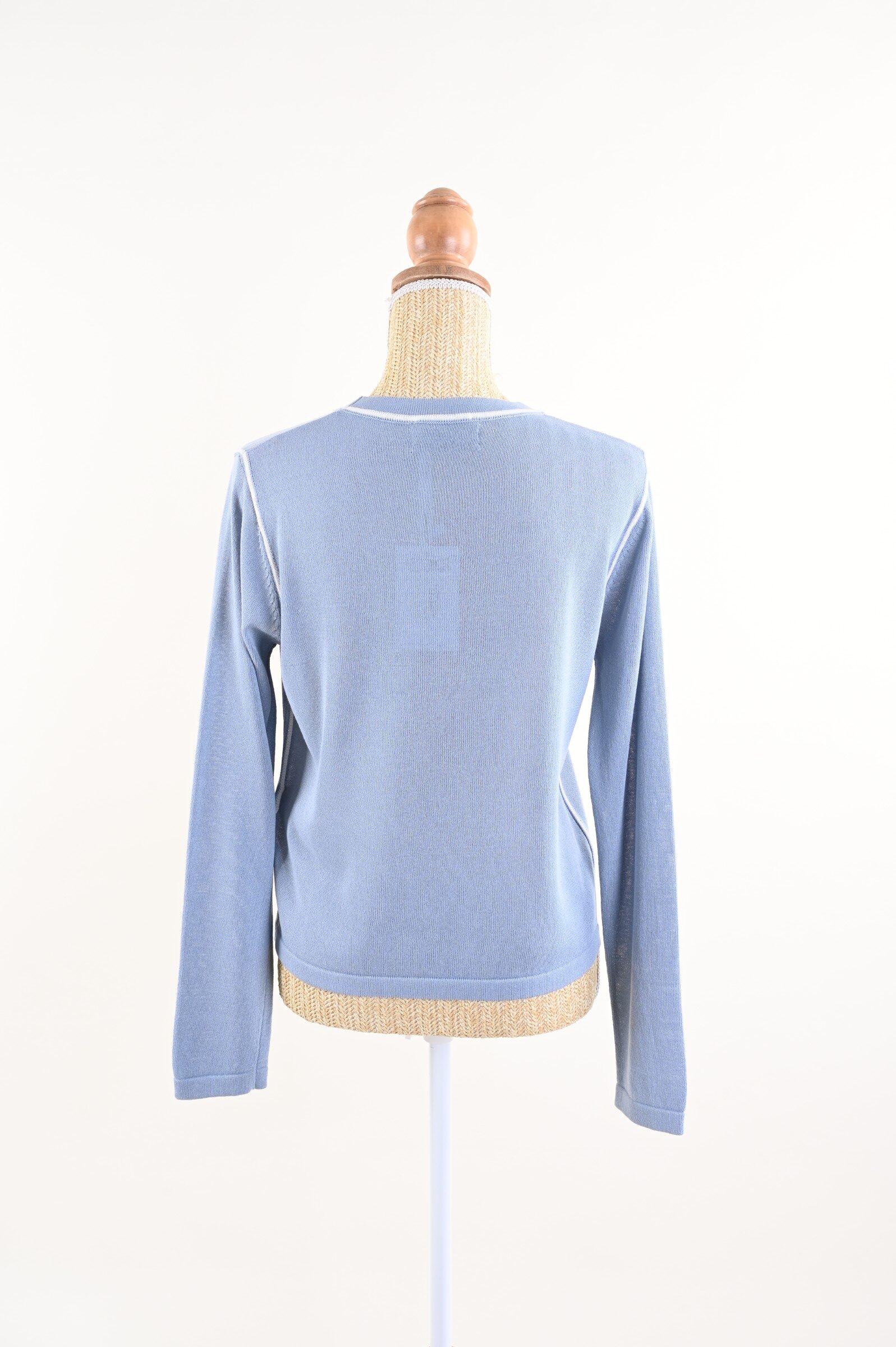 MAGLIA LEGGERA A MANICHE LUNGHE CON PROFILI A CONTRASTO - immagine 3