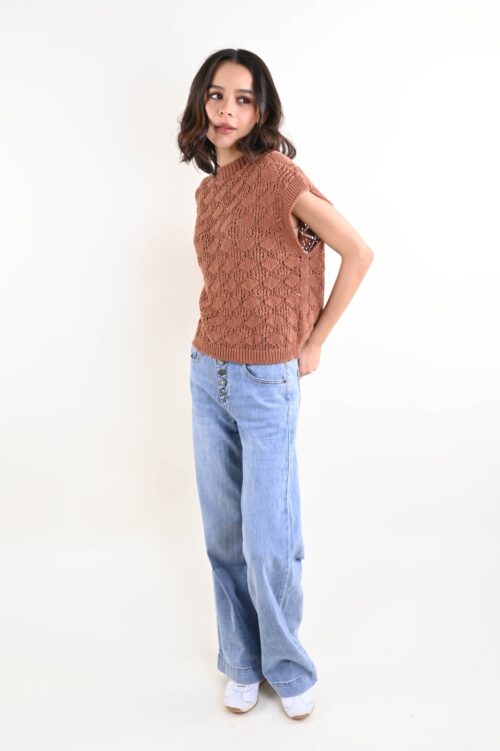 Alternative view of JEANS CON BOTTONI A VISTA