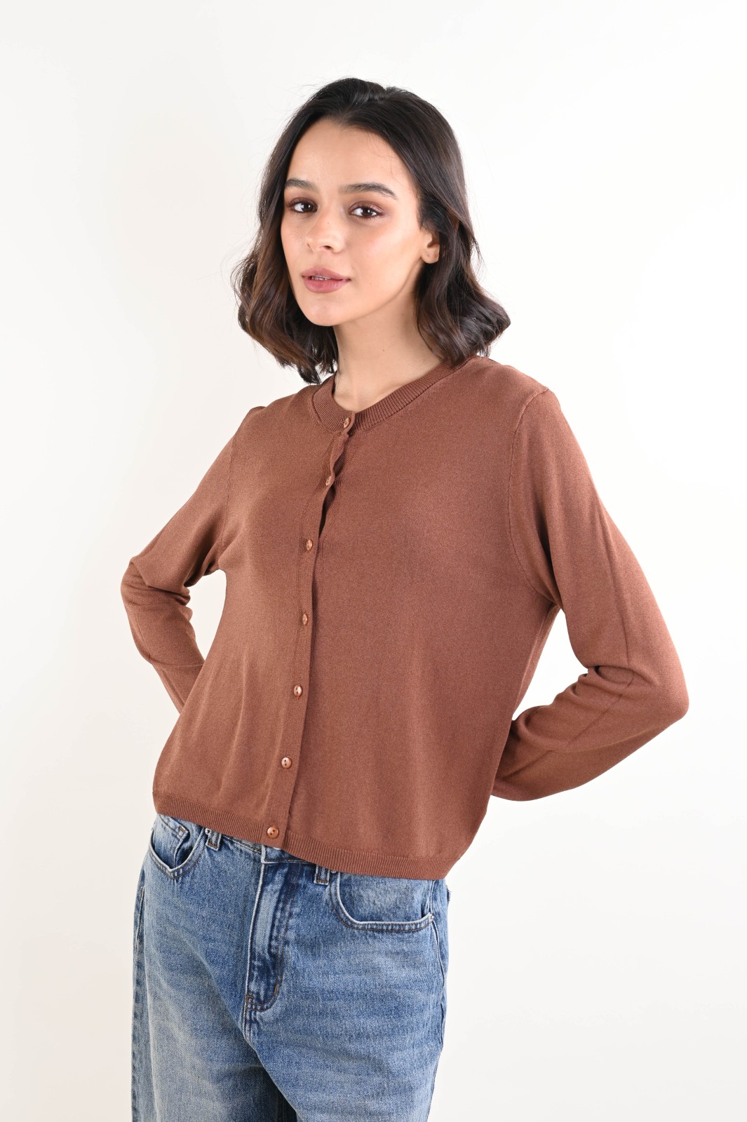 CARDIGAN GIROCOLLO CON CHIUSURA A BOTTONI