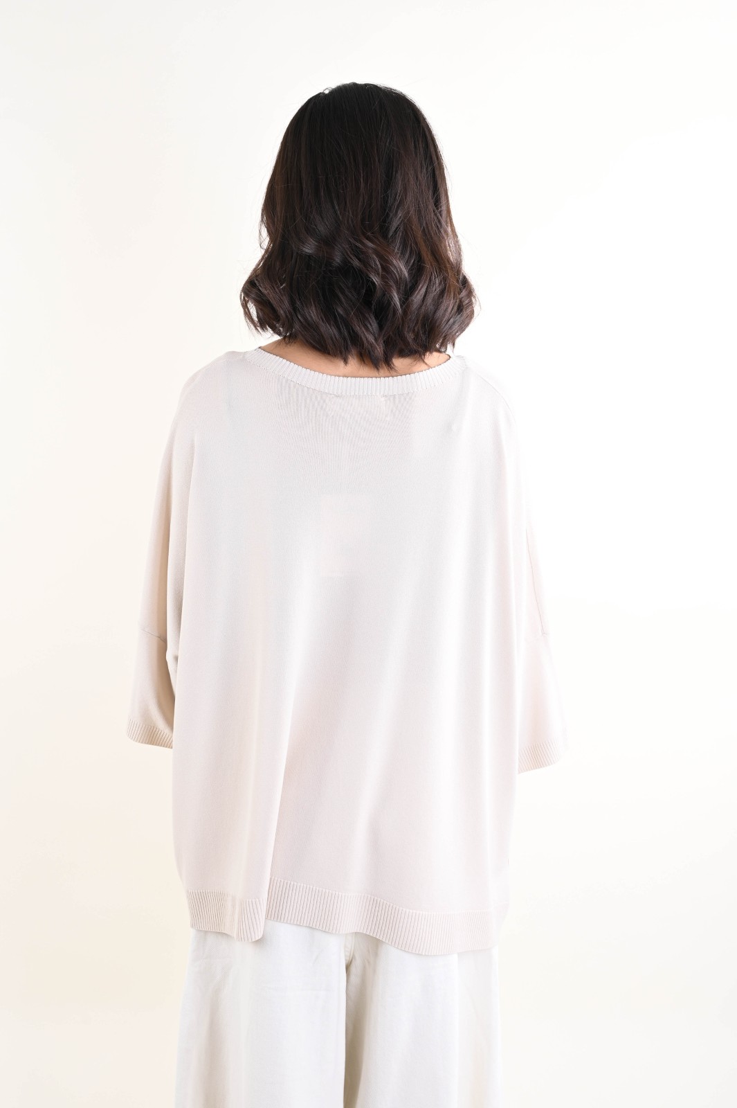 MAGLIA DONNA OVERSIZE CON SCOLLO GIROCOLLO - immagine 2