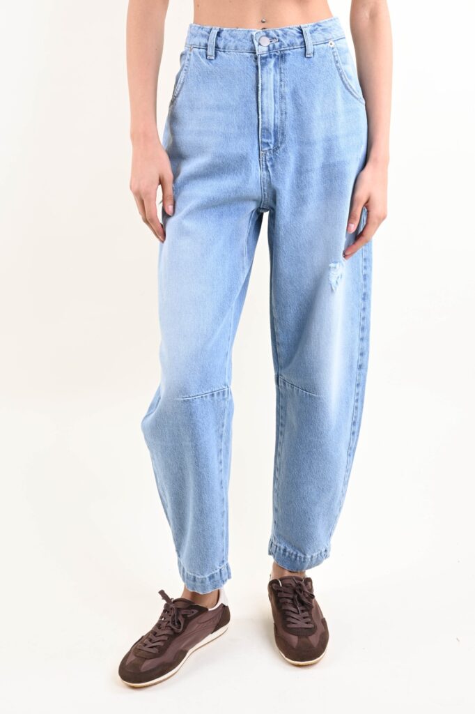 JEANS BAGGY CON CUCITURA AL GINOCCHIO 