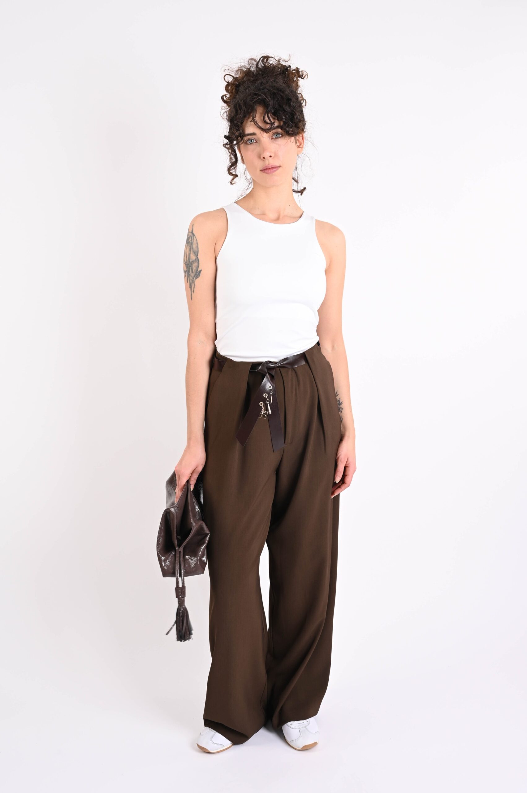 PANTALONI A GAMBA AMPIA CON CINTURA - Image 2