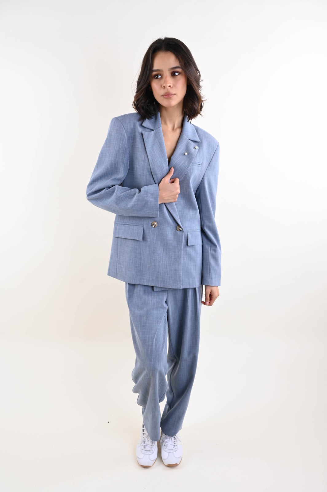 PANTALONI A GAMBA DRITTA CON PINCES