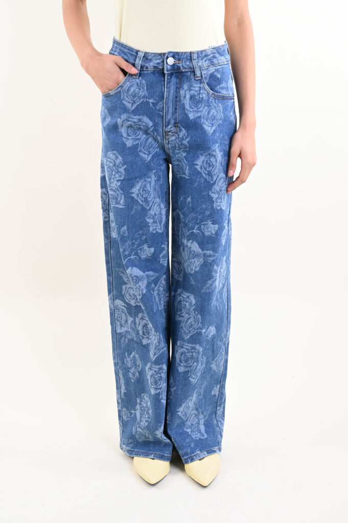 JEANS WIDE LEG CON STAMPA FLOREALE 