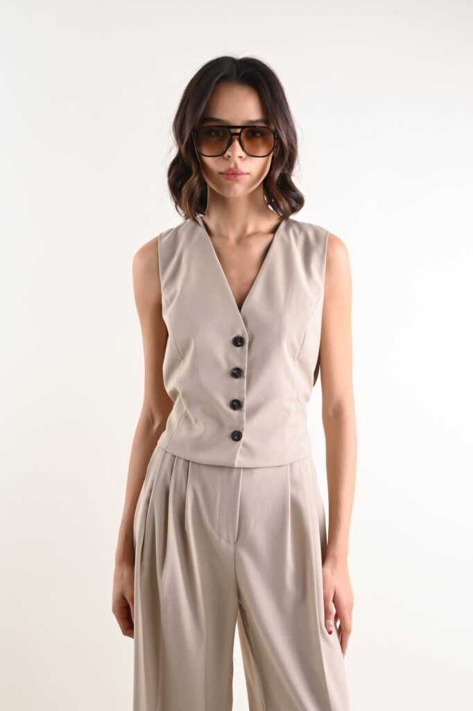 GILET SARTORIALE CON SCOLLO A V 