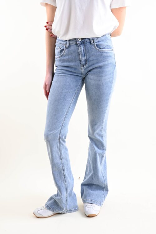 Alternative view of JEANS RELAXED FIT