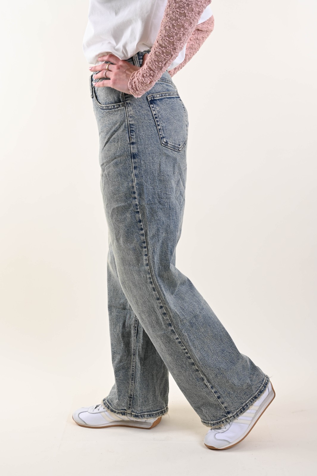 JEANS DONNA A VITA ALTA CON CHIUSURA INCROCIATA - immagine 3