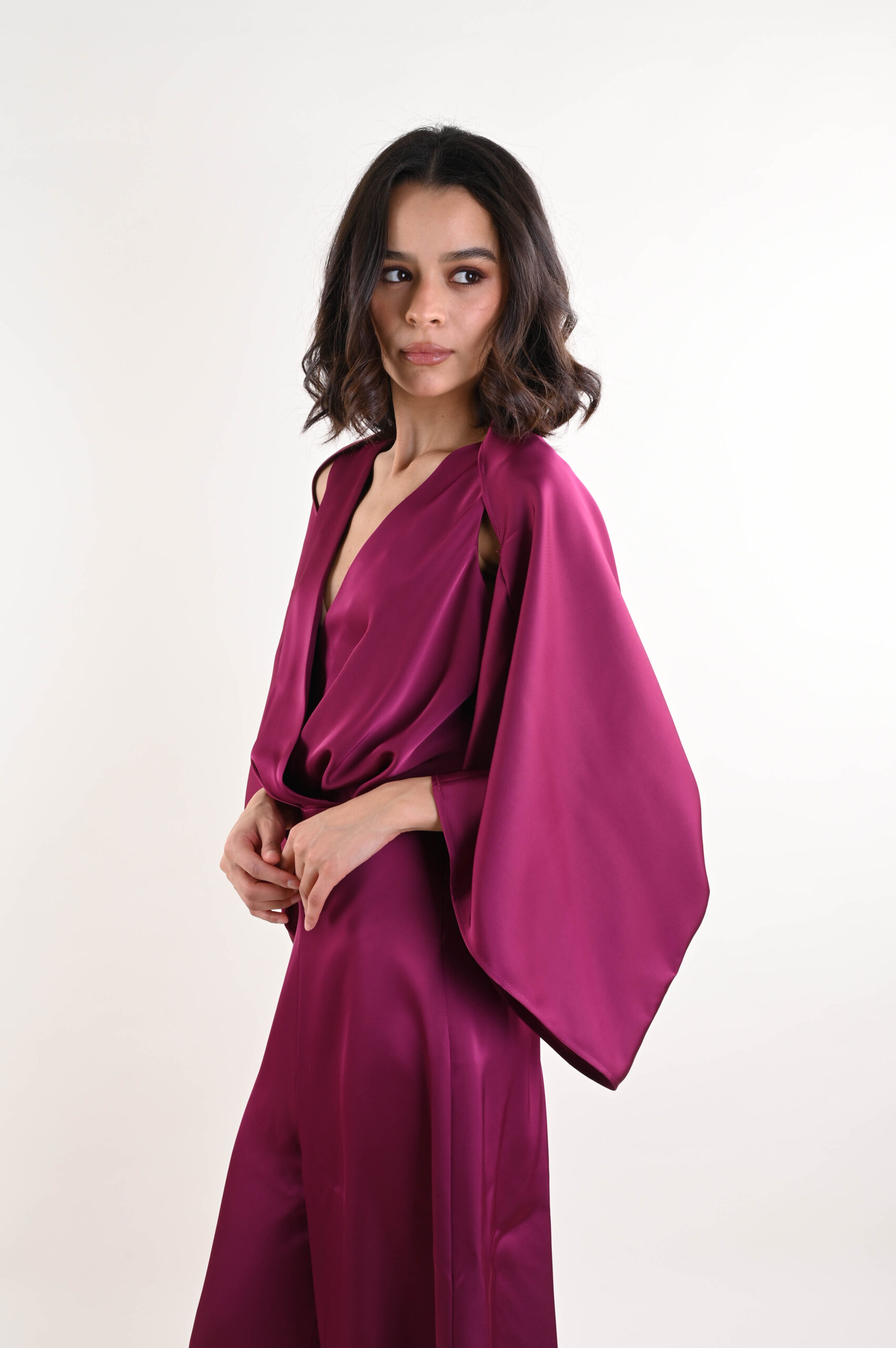 COPRISPALLE CON MANICHE AMPIE - immagine 3