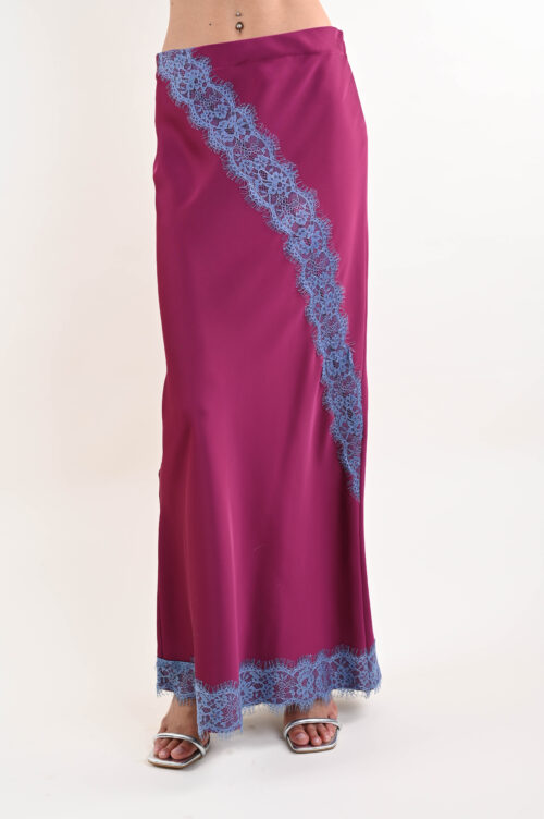 GONNA DONNA CON INSERTO IN PIZZO