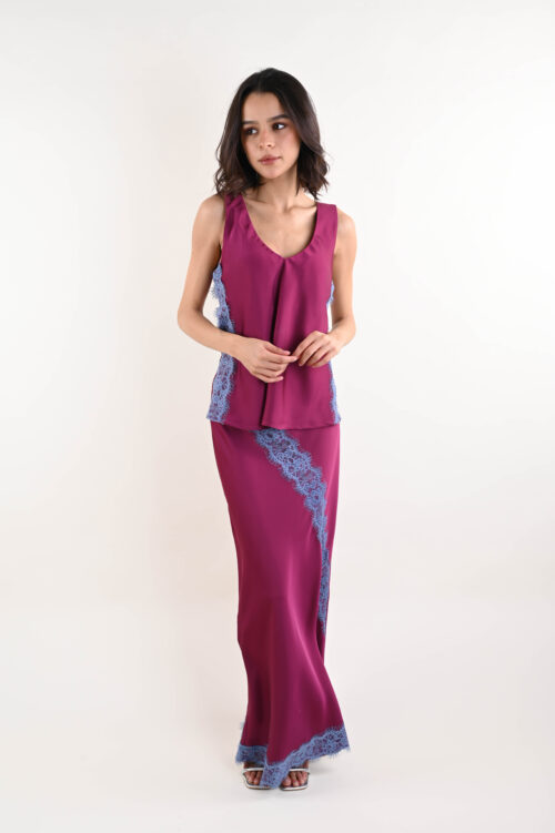 Alternative view of GONNA DONNA CON INSERTO IN PIZZO