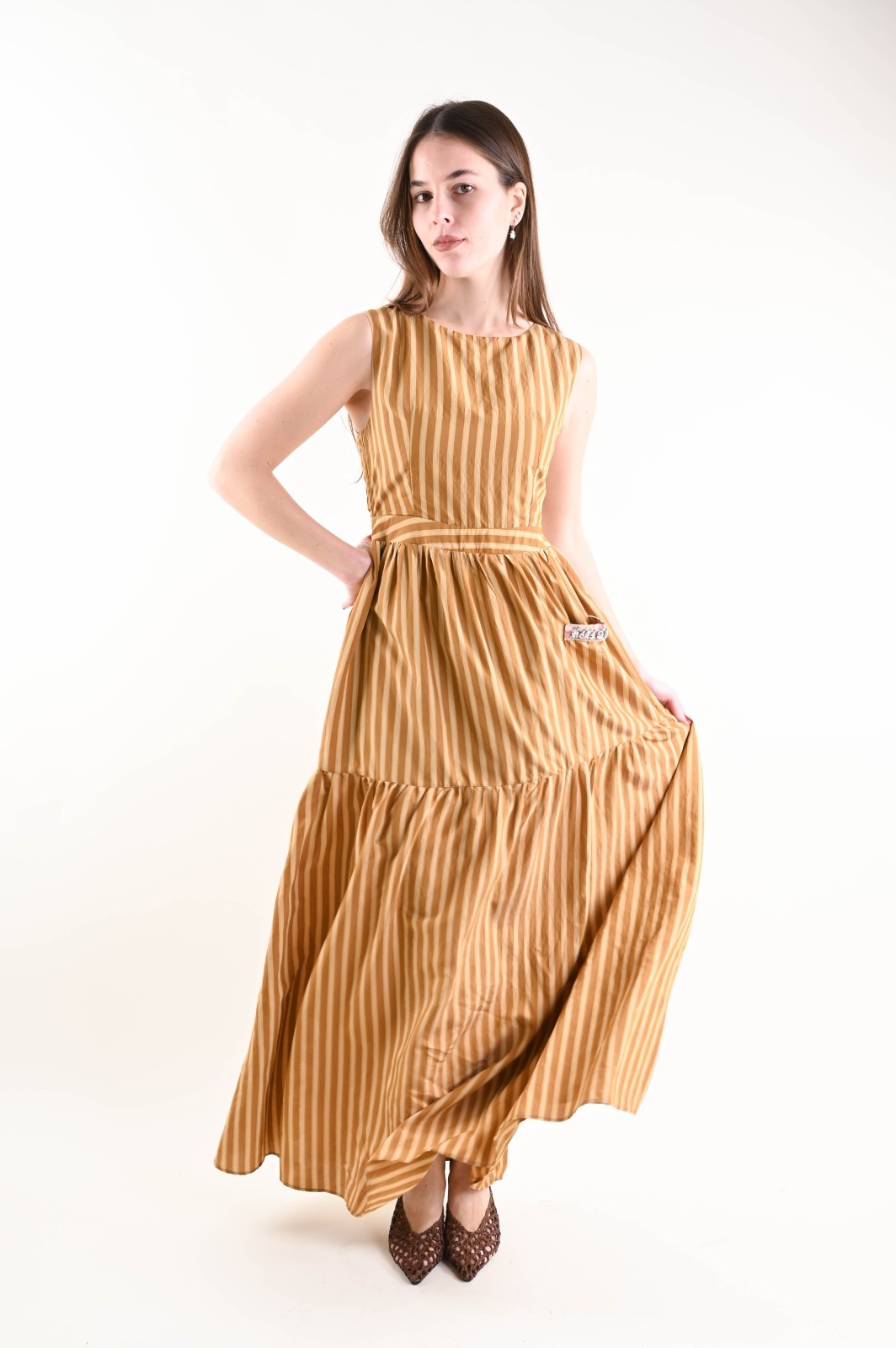 SCV1362-06_SENAPE ABITO A RIGHE A BALZE CON DETTAGLIO GIOIELLO SULLA TASCA - Senape, S