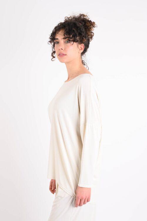 Alternative view of MAGLIA OVER A MANICHE LUNGHE IN MODAL