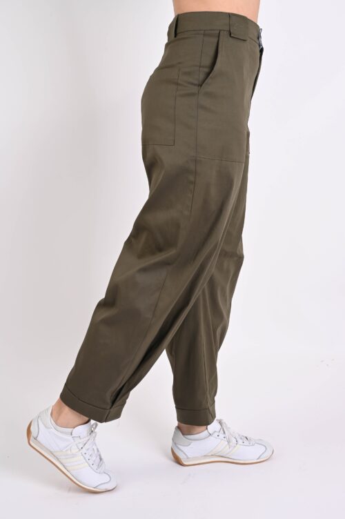 Alternative view of PANTALONI CON FODERA A RIGHE INTERNA