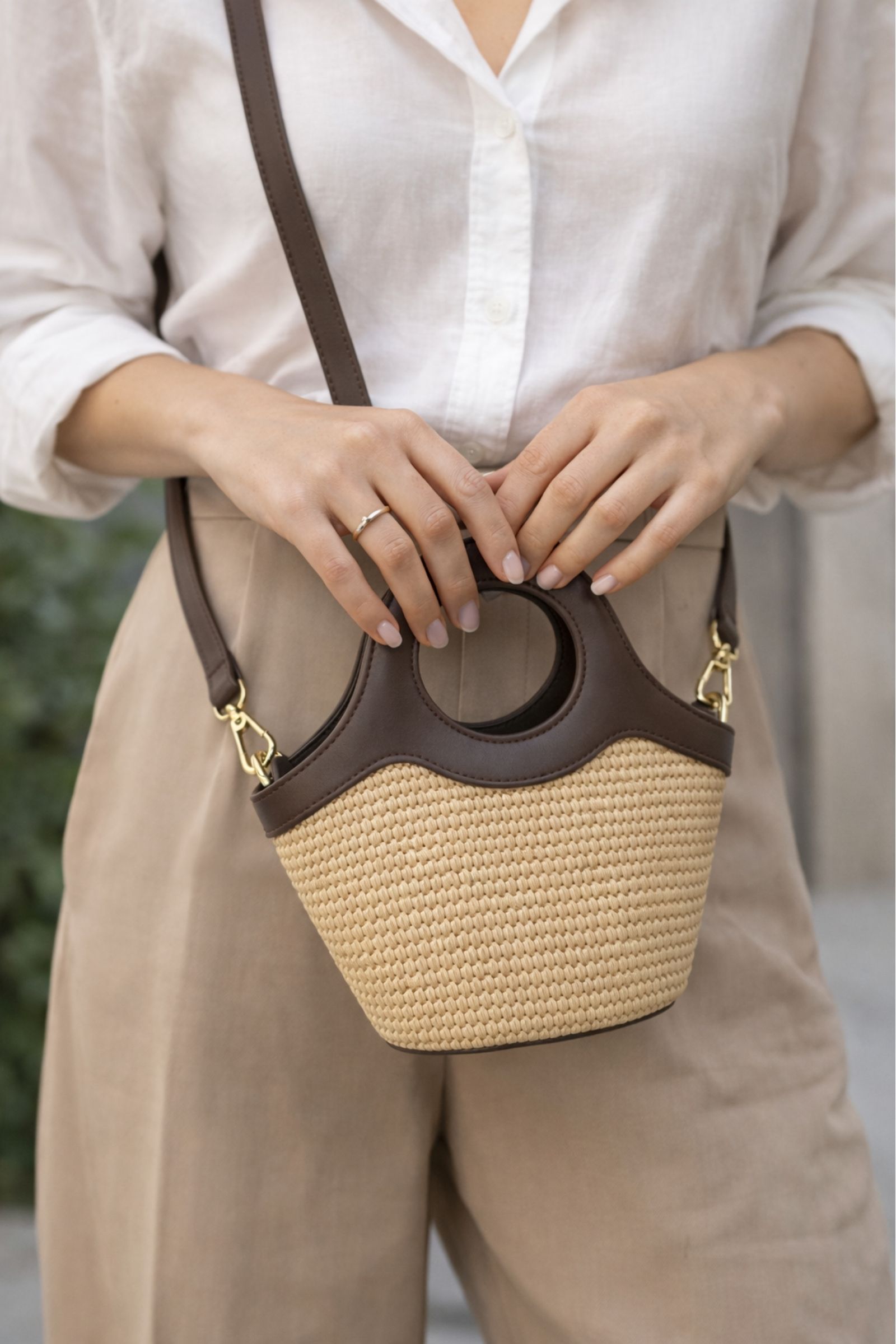 MINI BAG IN PAGLIA CON MANICO RIGIDO - immagine 3