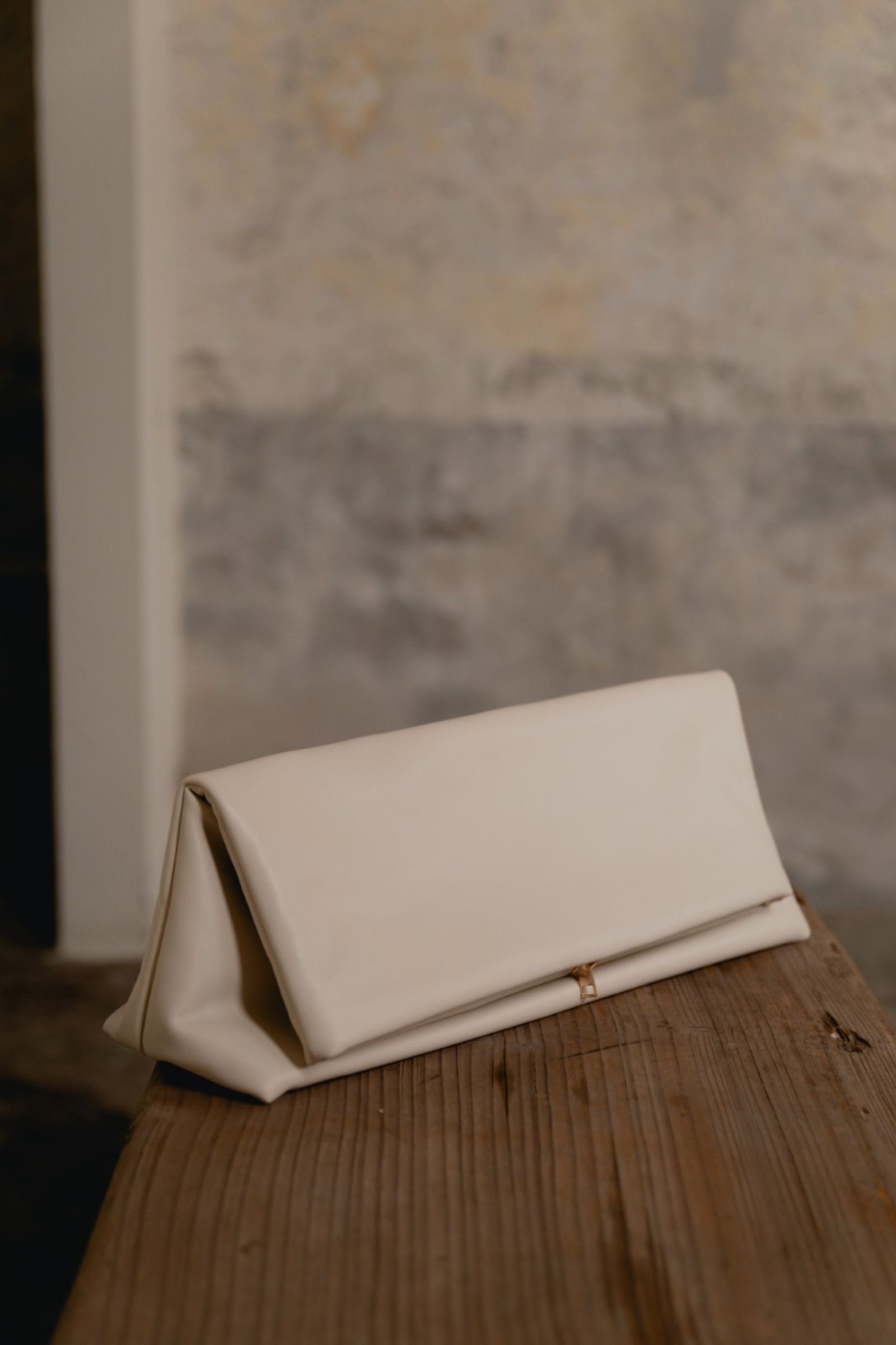 POCHETTE IN PELLE LISCIA A PORTAFOGLIO - immagine 4