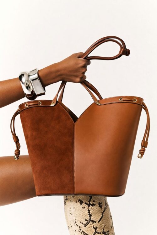 BORSA A SPALLA IN PELLE DOPPIA TEXTURE