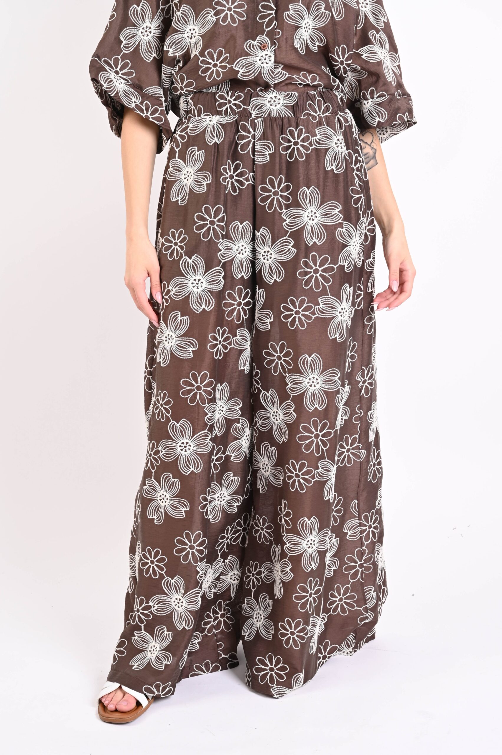 AM920-06_MORO PANTALONI IN TENCEL CON RICAMI FLOREALI - Moro, S