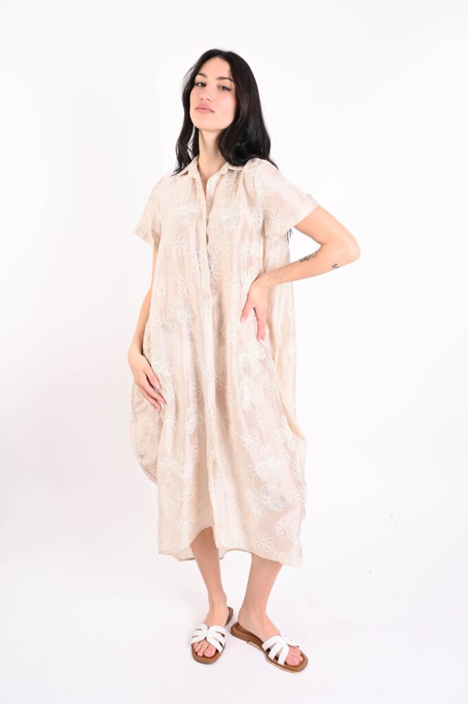 ABITO IN TENCEL CON RICAMI FLOREALI - Burro, TU 