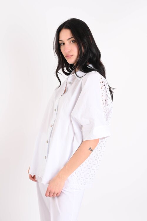 CAMICIA CON INSERTO IN SANGALLO SUL RETRO