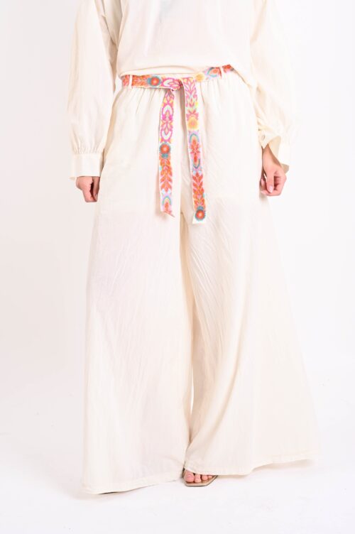 PANTALONI AMPI CON FUSCIACCA COLORATA