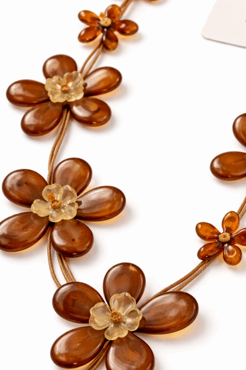Alternative view of COLLANA CON FIORI