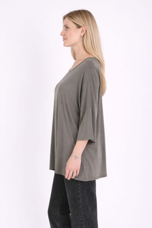 Alternative view of MAGLIA MORBIDA IN MODAL