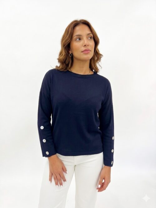 MAGLIA A MANICHE LUNGHE CON BOTTONI SUI POLSI