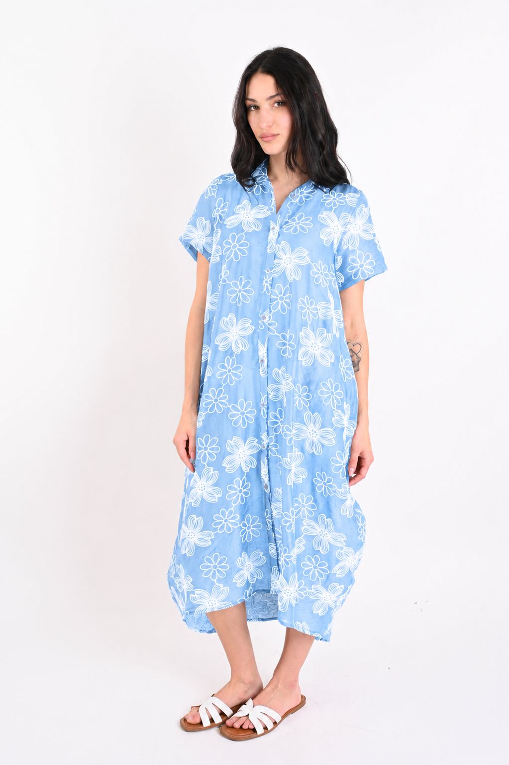 15a6216d-3612-439a-9ddf-0c456186098a ABITO IN TENCEL CON RICAMI FLOREALI - Celeste, TU