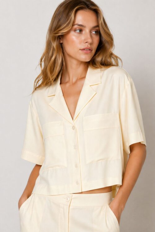 CAMICIA A MANICHE CORTE CON TASCONI FRONTALI