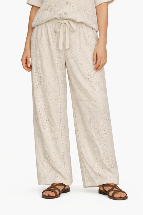 PANTALONI IN SANGALLO RICAMATO E TRAFORATO