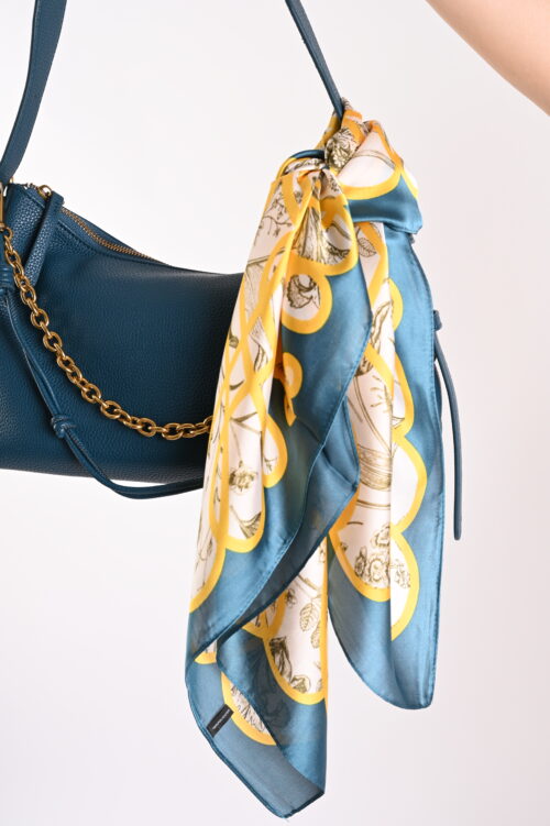 Alternative view of FOULARD FANTASIA