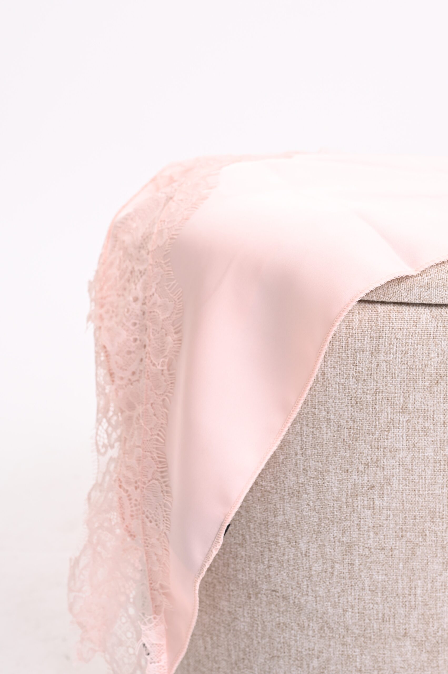 DSC_3691 FOULARD A TRIANGOLO CON BORDI IN PIZZO - Rosa, TU