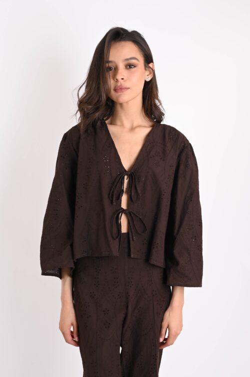 Alternative view of CAMICIA IN SANGALLO CON LACCETTI DAVANTI