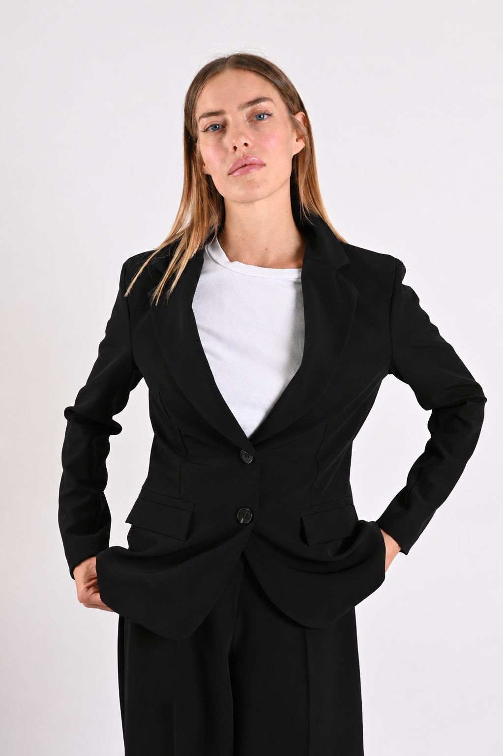 0db4fa1a-5e76-4e32-bc9b-f242a22bffc4 GIACCA IN TESSUTO FLUIDO - Nero, S