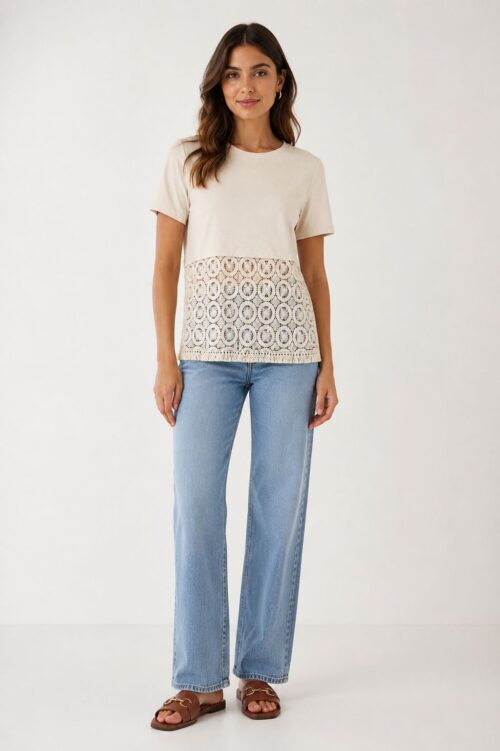 MAGLIA A MANICHE CORTE CON INSERTO IN CROCHET SULLA INFERIORE