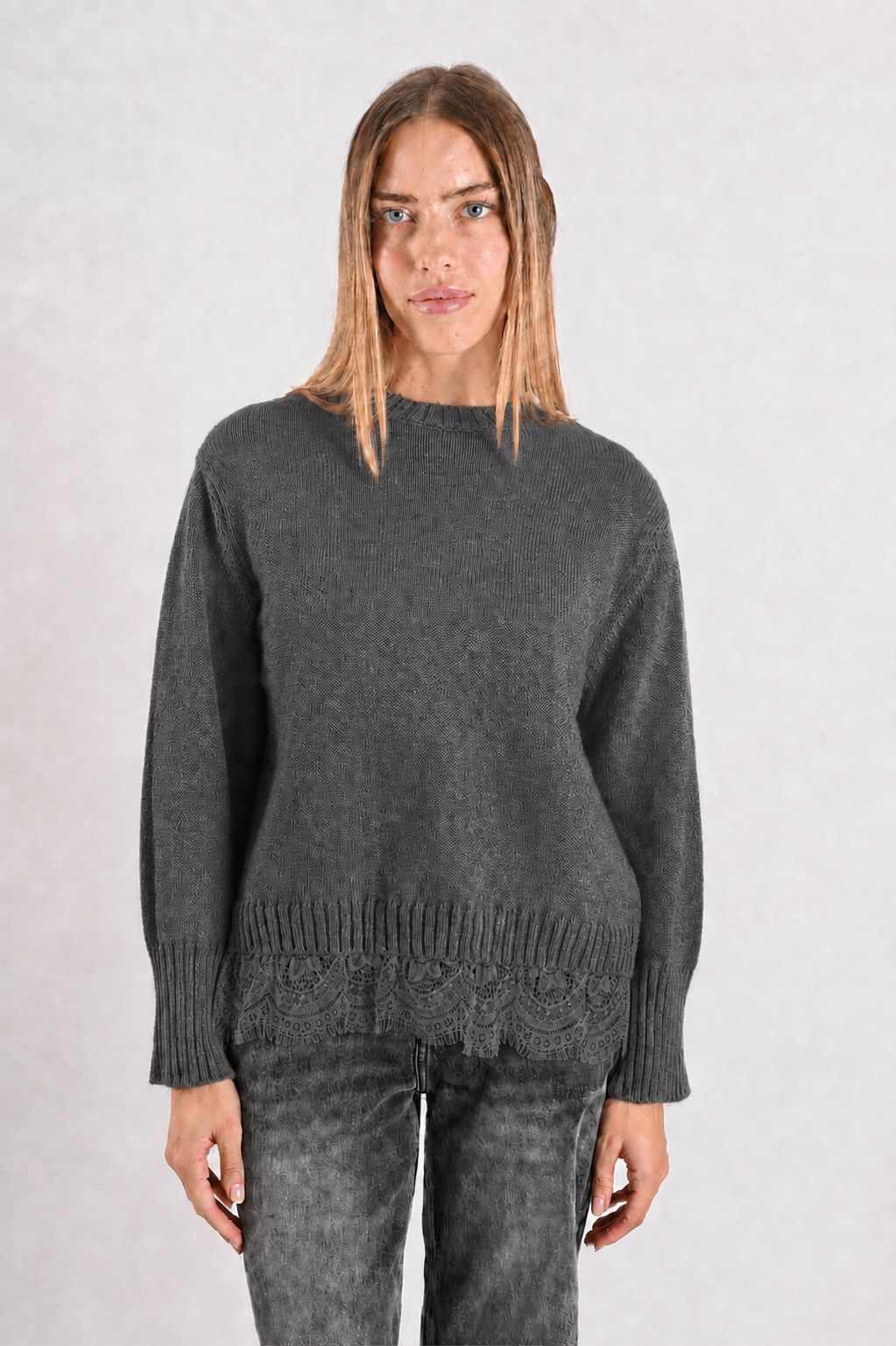 1278b0dd-6591-48fe-a90a-eded993d30dc MAGLIONE SCOLLO ROTONDO CON INSERTO IN PIZZO SUL FONDO - Grigio, TU