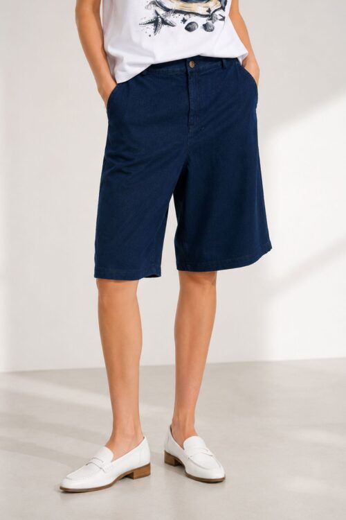 BERMUDA IN CHAMBRAY