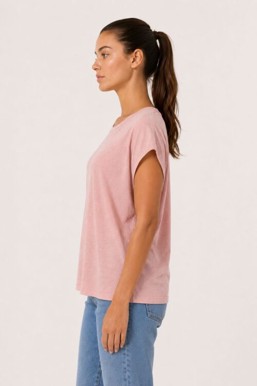 Alternative view of T-SHIRT IN LINO